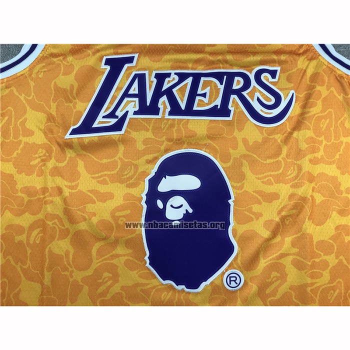 Camiseta Los Angeles Lakers Bape NO 93 Mitchell & Ness Amarillo